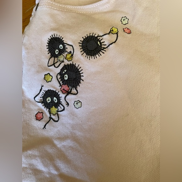 Spirited Away Light Pink Sootball Printed Shorts - Picture 2 of 5